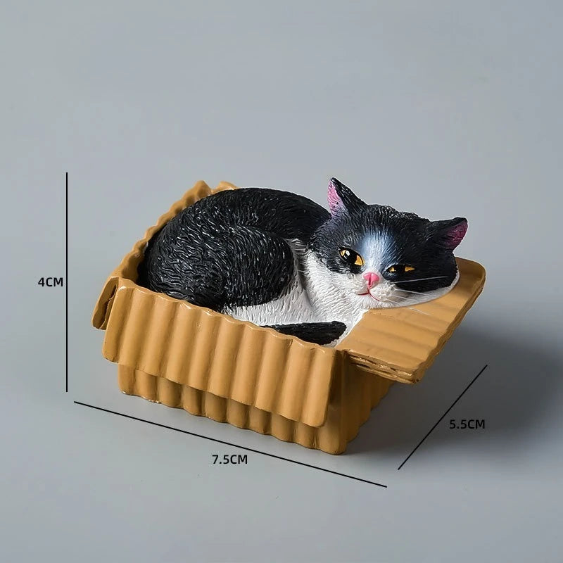 📦 Miniatura Decorativa Realista: Gatinho Aconchegante na Caixa – Toque de Carinho em Resina!