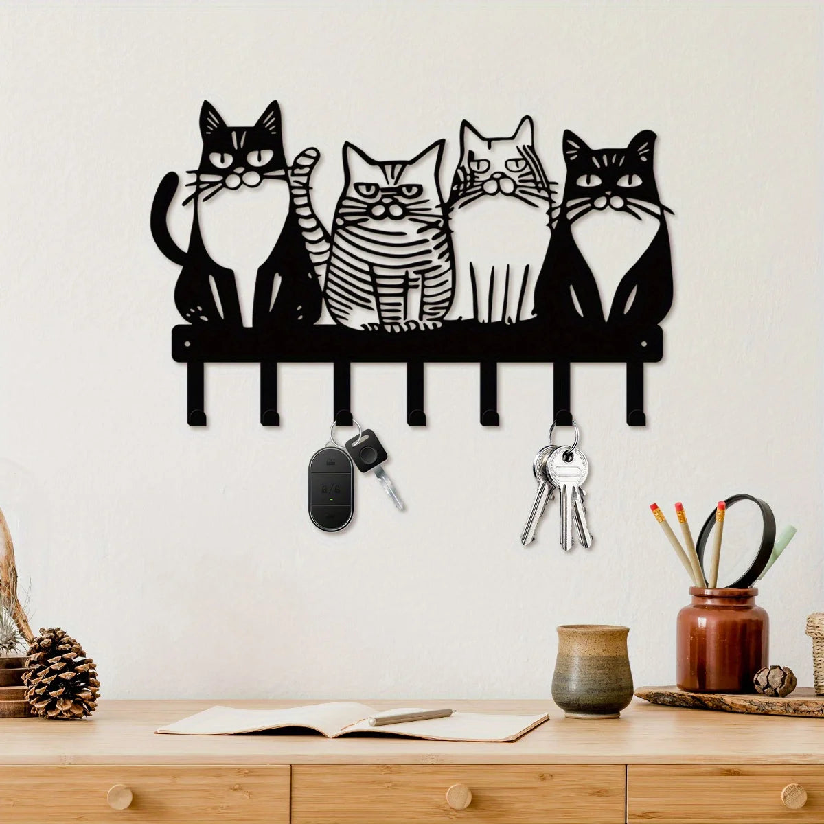 🗝️ Gancho de Parede Gato Charmoso: Metal Resistente para Chaves, Casacos e Toalhas – Organização Felina!