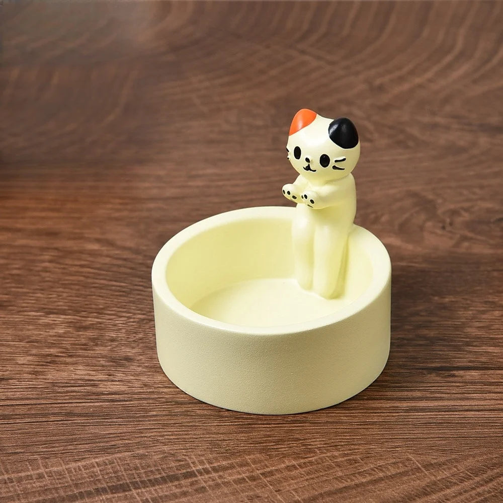 🕯️ Porta-Velas Gato Cartoon: Castiçal Fofo para Tea Lights – Charme na Mesa do Escritório e Casa!