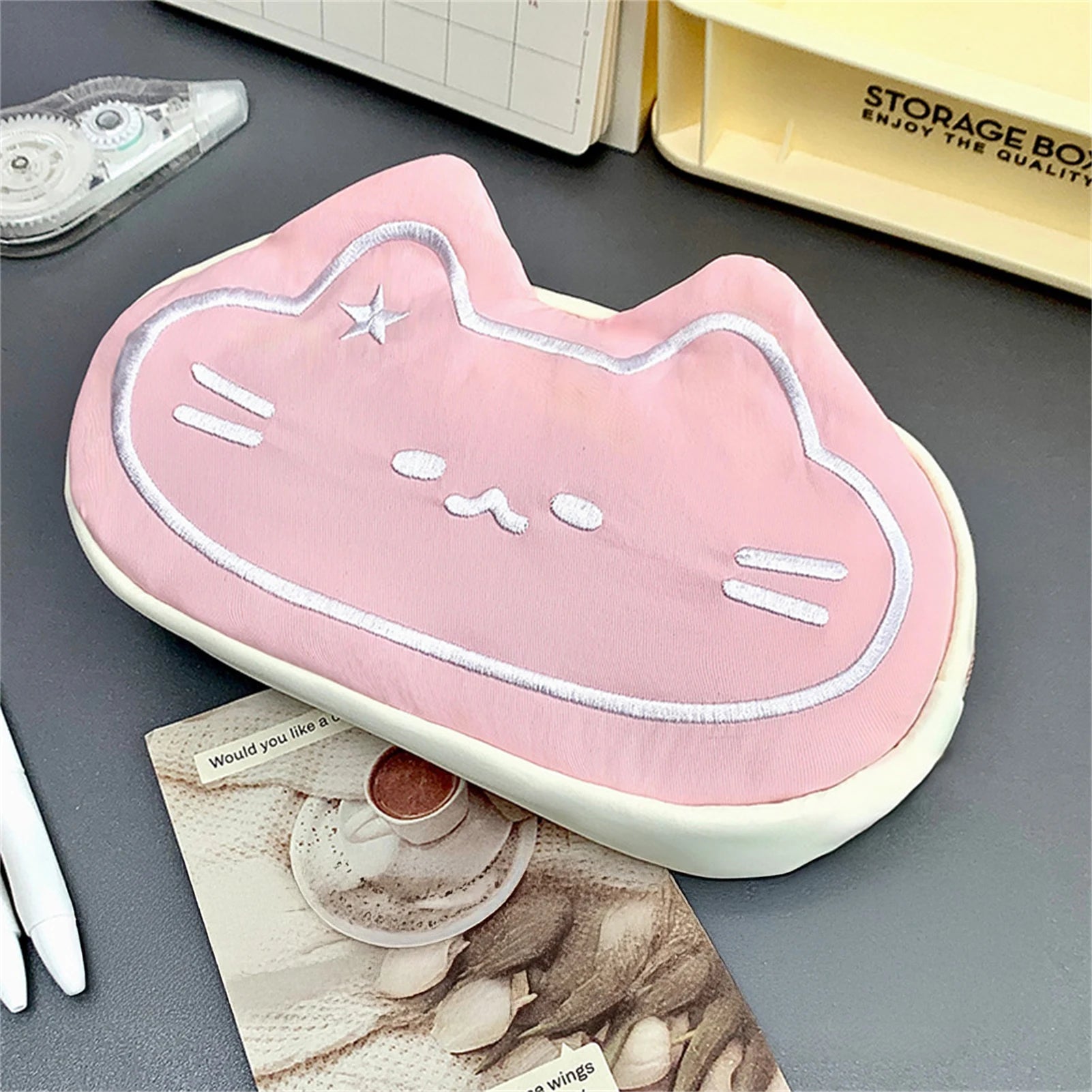 🍯 Estojo de Pelúcia Gato Caramelo (Ins Style): Organizador Fofo e Grande Capacidade!