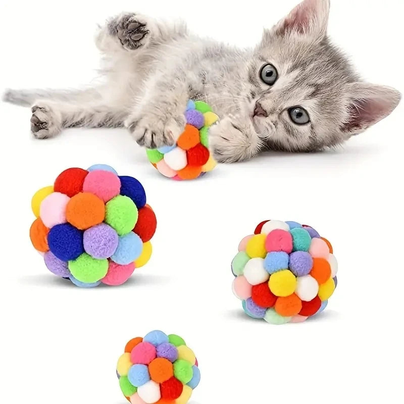 🧶 Kit Bolinhas de Pelúcia Coloridas: Elásticas, com Sino – Auto-Entretenimento para Gatos (1 ou 3 Peças)!