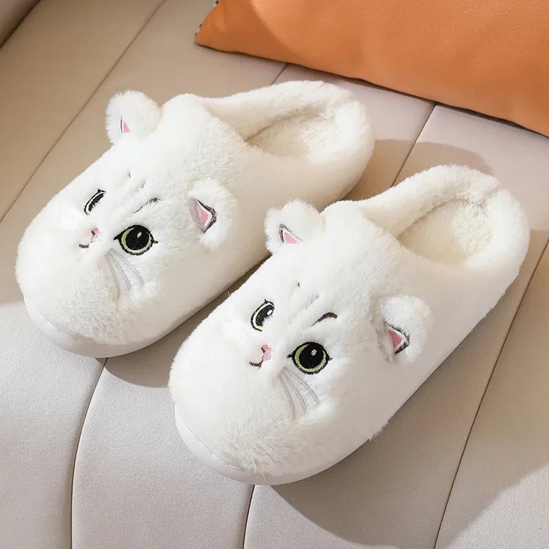 🐾 Pantufas Gato Cartoon Quentinhos: Pelúcia Antiderrapante – Conforto para os pes!