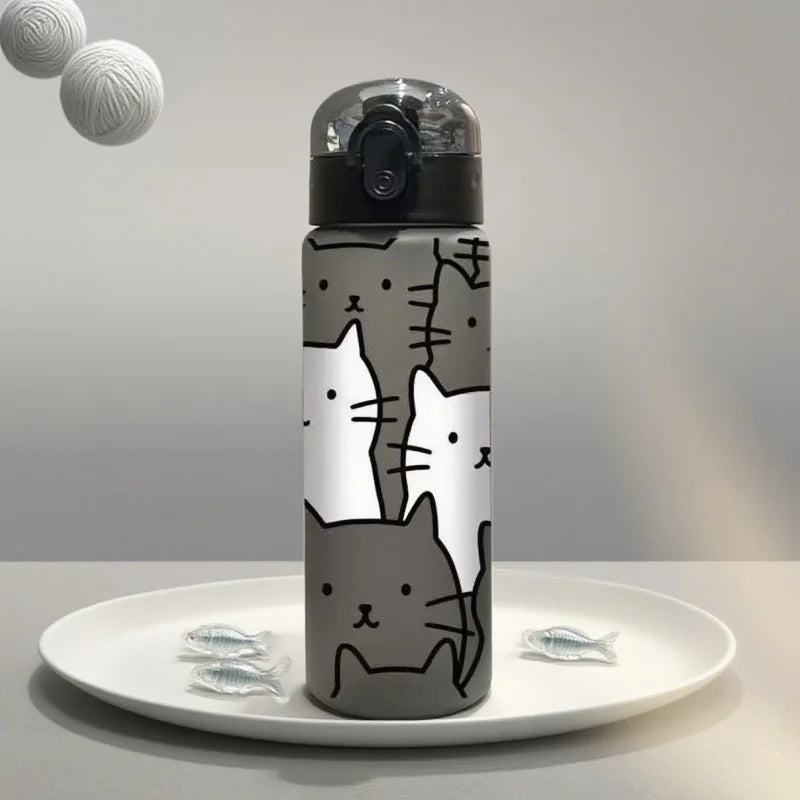 💧 Garrafa de Água 780ML Gato Cartoon 3D: Antivazamento, Durável e Perfeita para Férias!