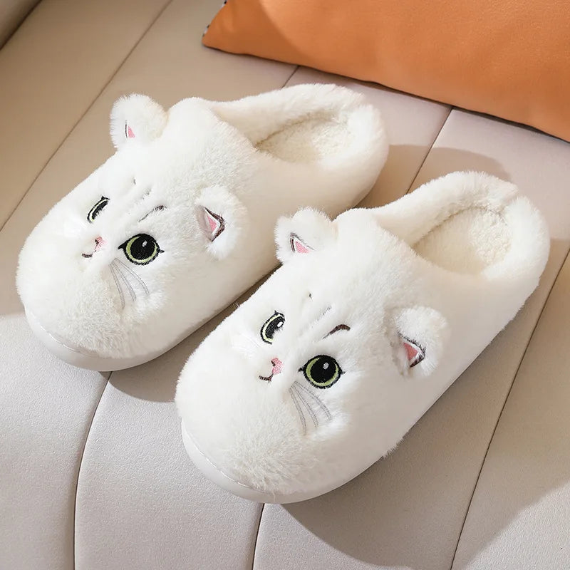 🐾 Pantufas Gato Cartoon Quentinhos: Pelúcia Antiderrapante – Conforto para os pes!