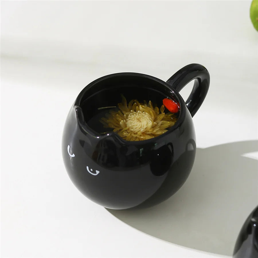🐱 Caneca de Cerâmica em Formato de Gato: Criativa e Espaçosa (380ml) para o Seu Café!