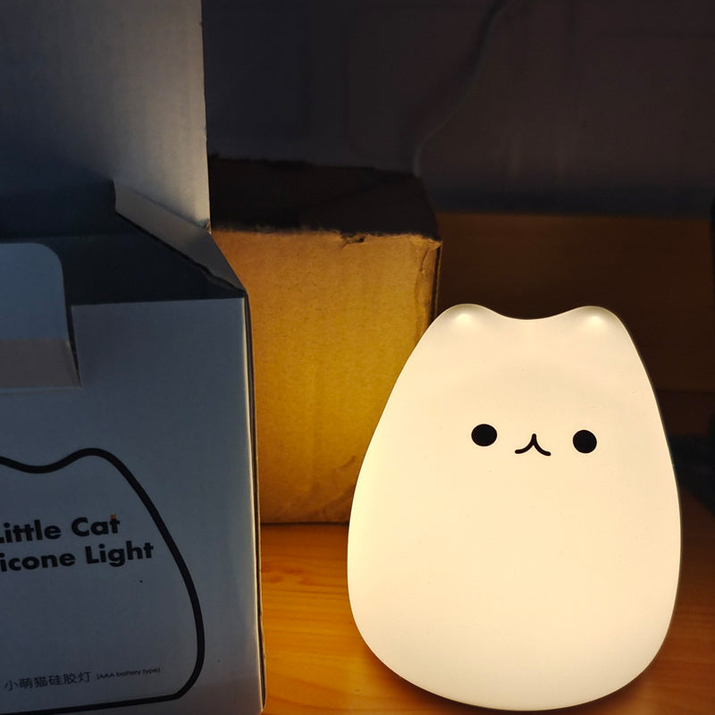 😻 Luminária Noturna Gato Mini: Toque Mágico, 7 Cores e Proteção Ocular – Presente Perfeito para Crianças!