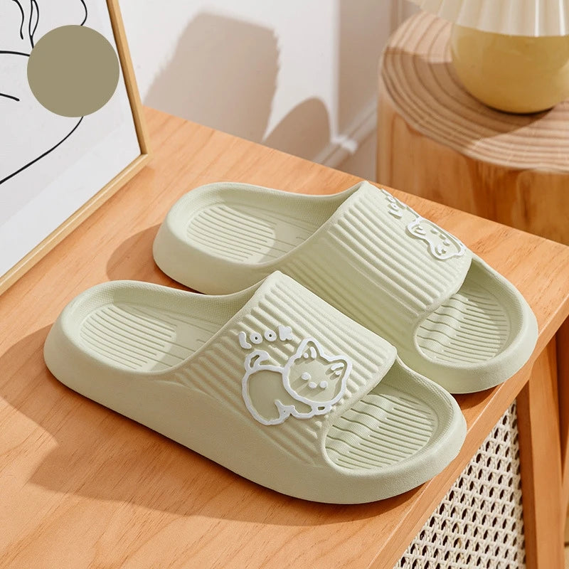 ☁️ Chinelos Nuvem Gatinho Fofo: Sola Macia, Antiderrapante – Conforto para Banheiro e Casa