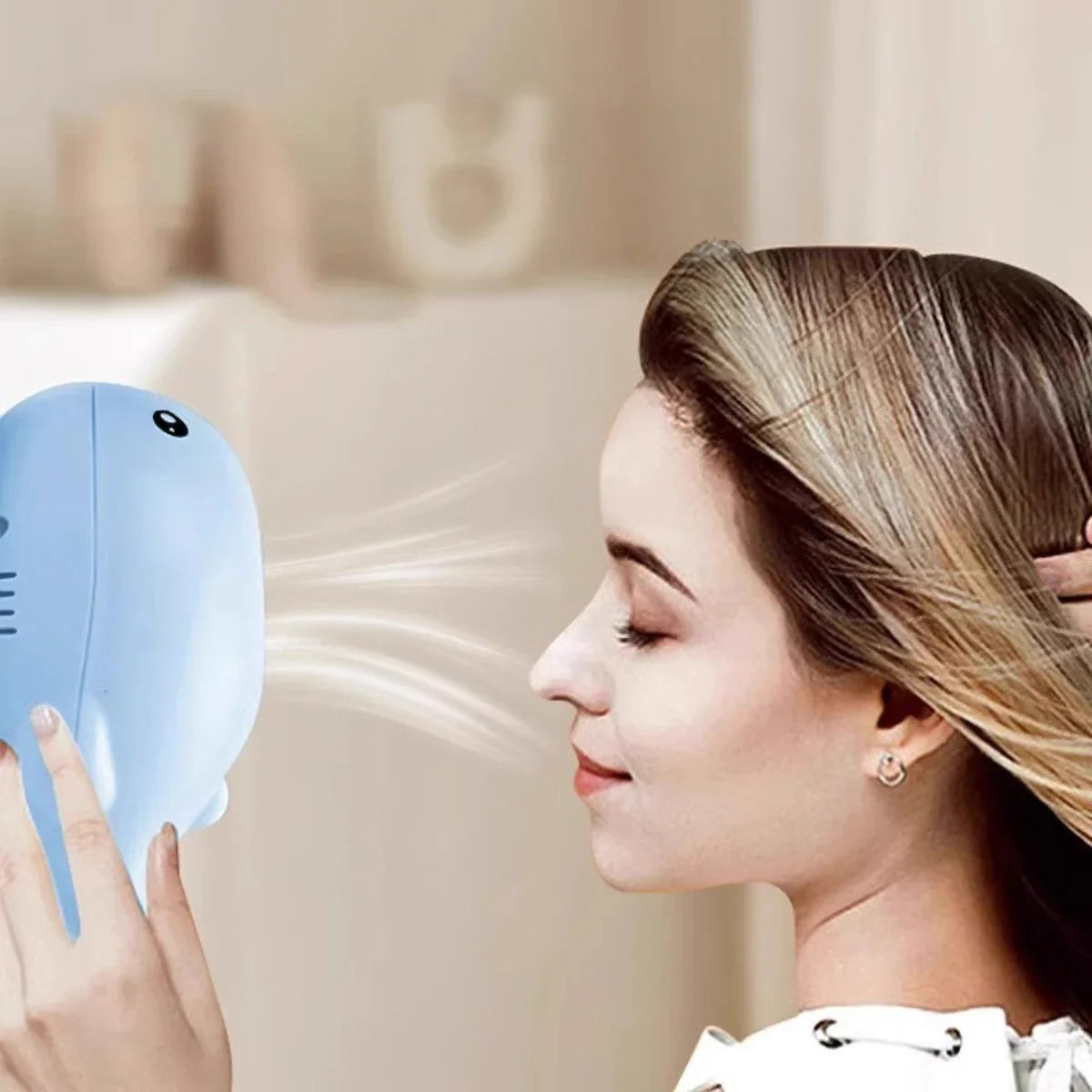 🐳 Brinquedo Bola Flutuante Elétrica: Baleia Portátil com Ventilador Duplo e Recarga USB (Certificado 3C)!
